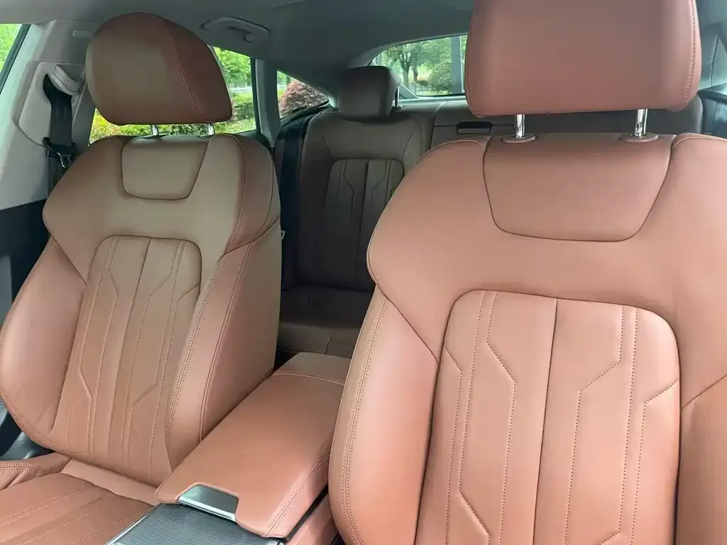 Audi A7 2021 из CN, фото 2