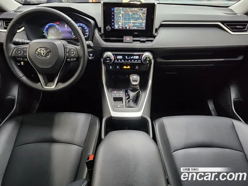 Toyota RAV4 — фото 2