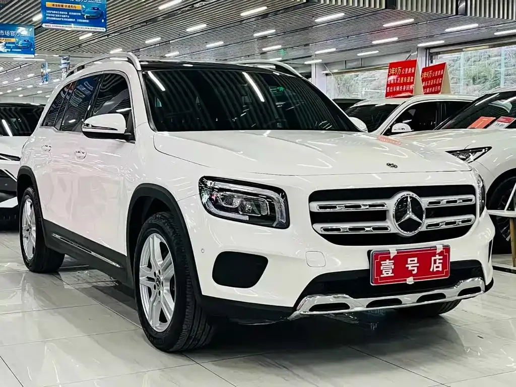 Mercedes-Benz GLB — фото 7