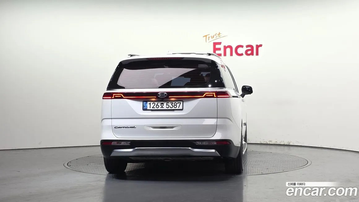 Kia Carnival 2021 из KR, фото 2