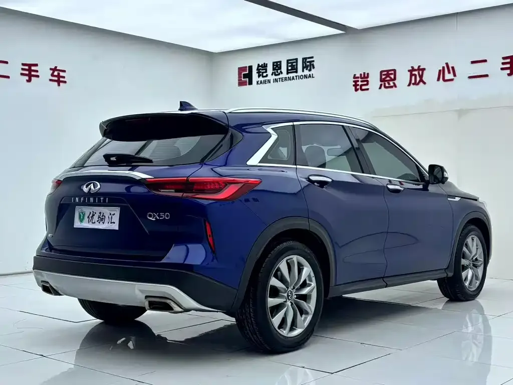 Infiniti QX50 2023 из CN, фото 5