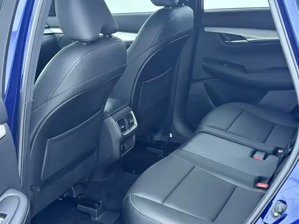 Infiniti QX50 2023 из CN, фото 2