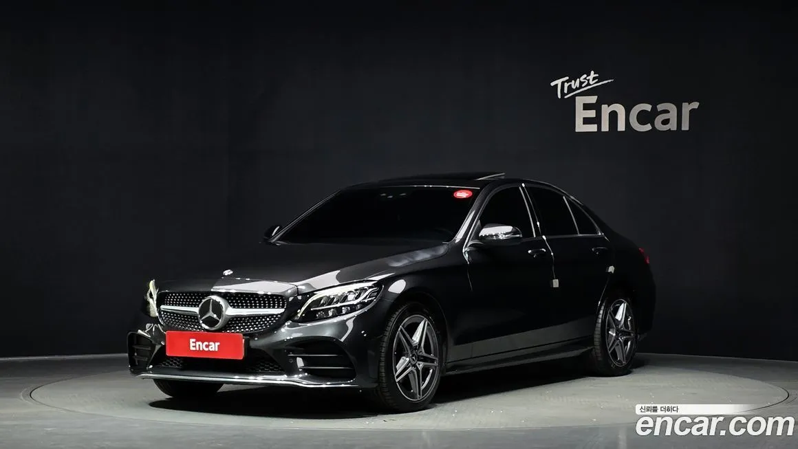 Mercedes-Benz C-Class — фото 1