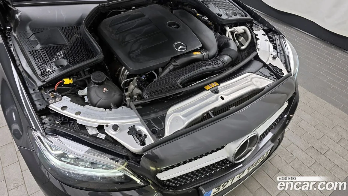 Mercedes-Benz C-Class — фото 10