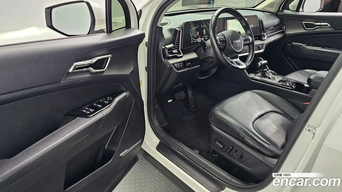 Kia Sportage — фото 8