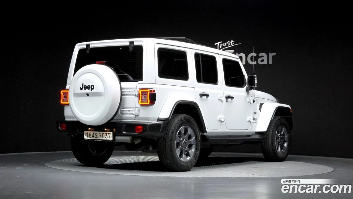 Jeep Wrangler — фото 5