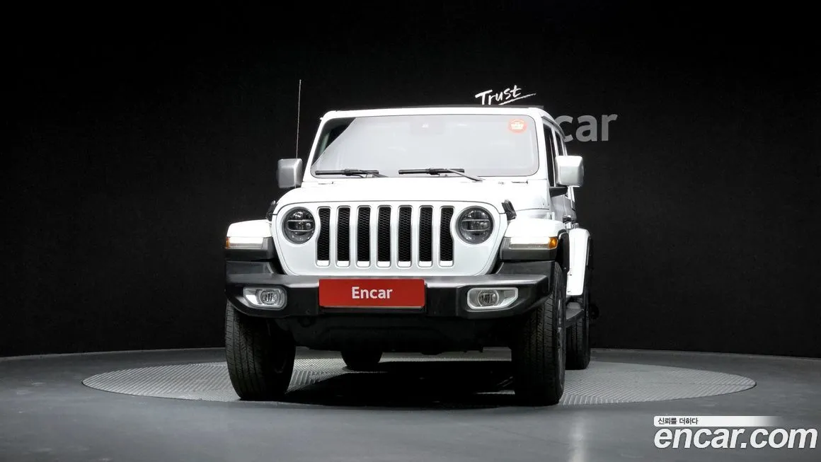 Jeep Wrangler — фото 8