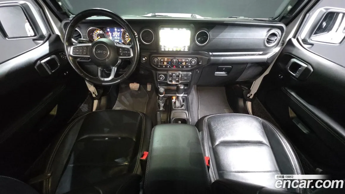 Jeep Wrangler — фото 4