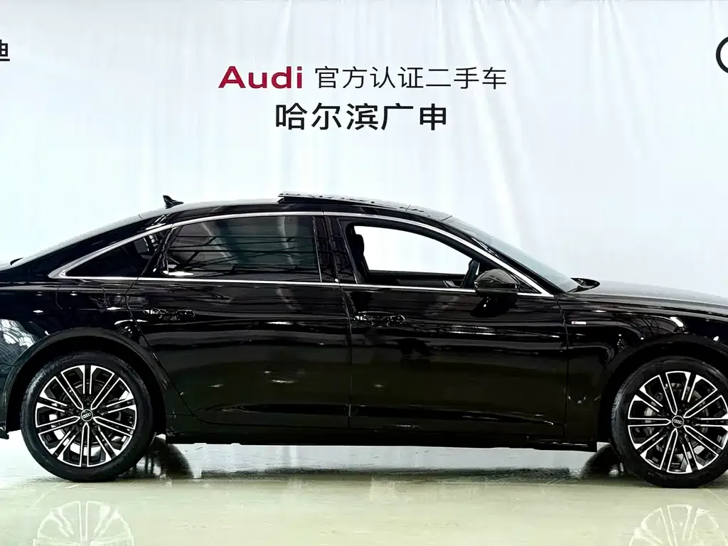 Audi A6L — фото 10