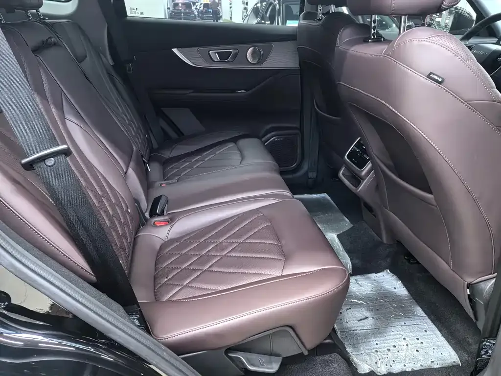 Chery Tiggo 8 PRO — фото 3