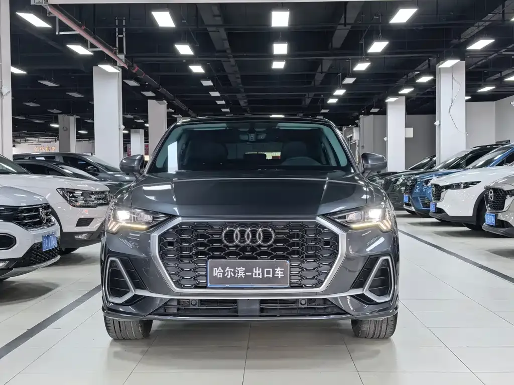 Audi Q3 Sportback 2022 из CN, фото 2