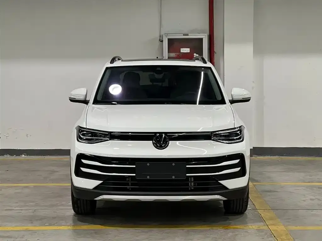 Volkswagen Tharu — фото 5