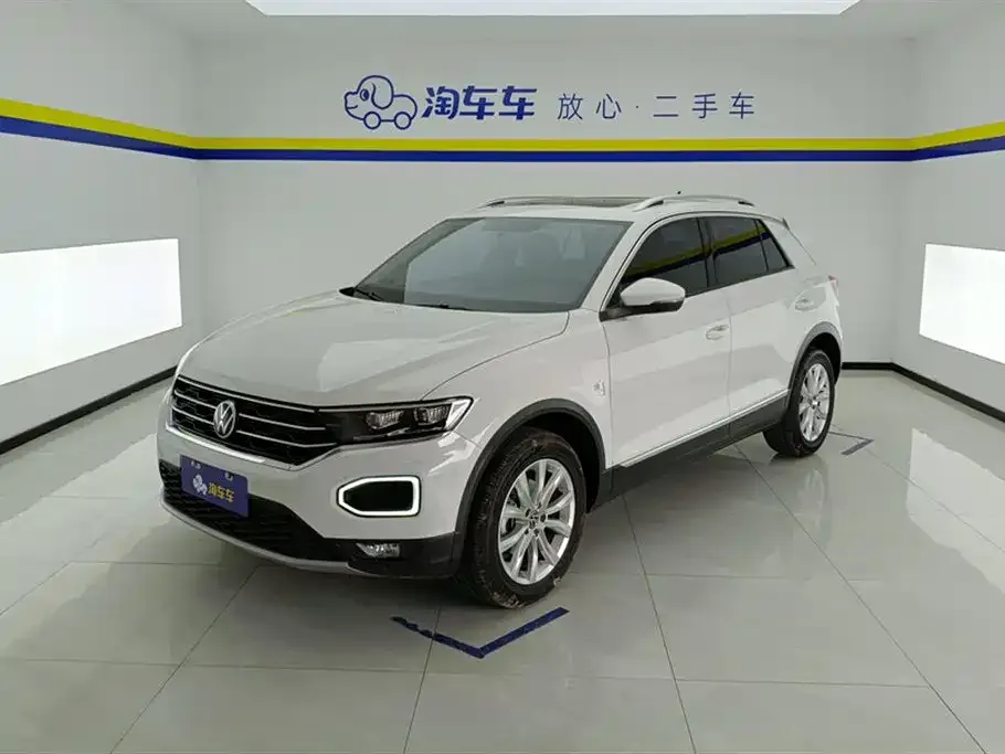 Volkswagen T-Roc — фото 1