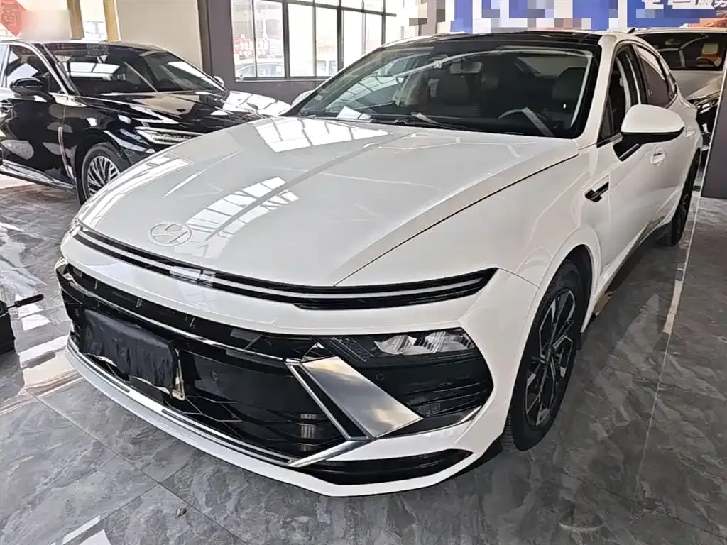 Hyundai Sonata — фото 10