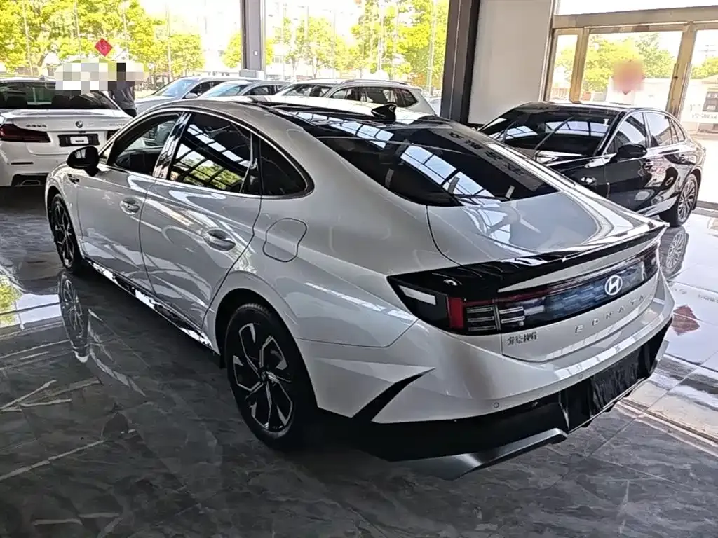 Hyundai Sonata — фото 7