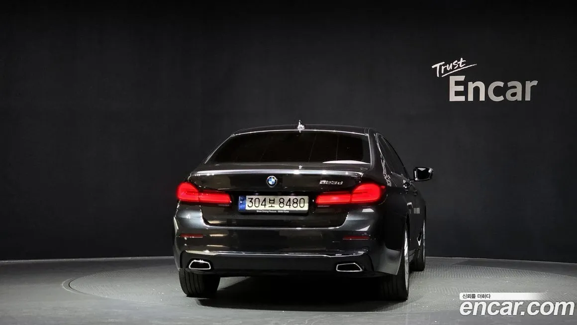 BMW 5-Series 2021 из KR, фото 3