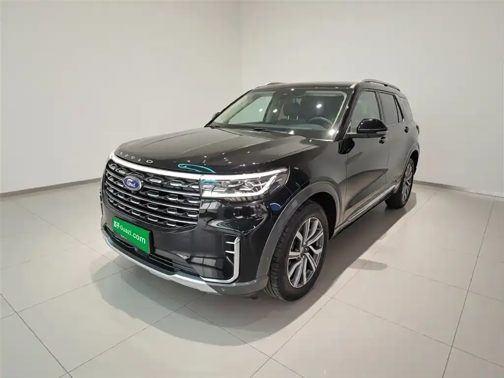 Ford Explorer 2023 из CN, фото 1