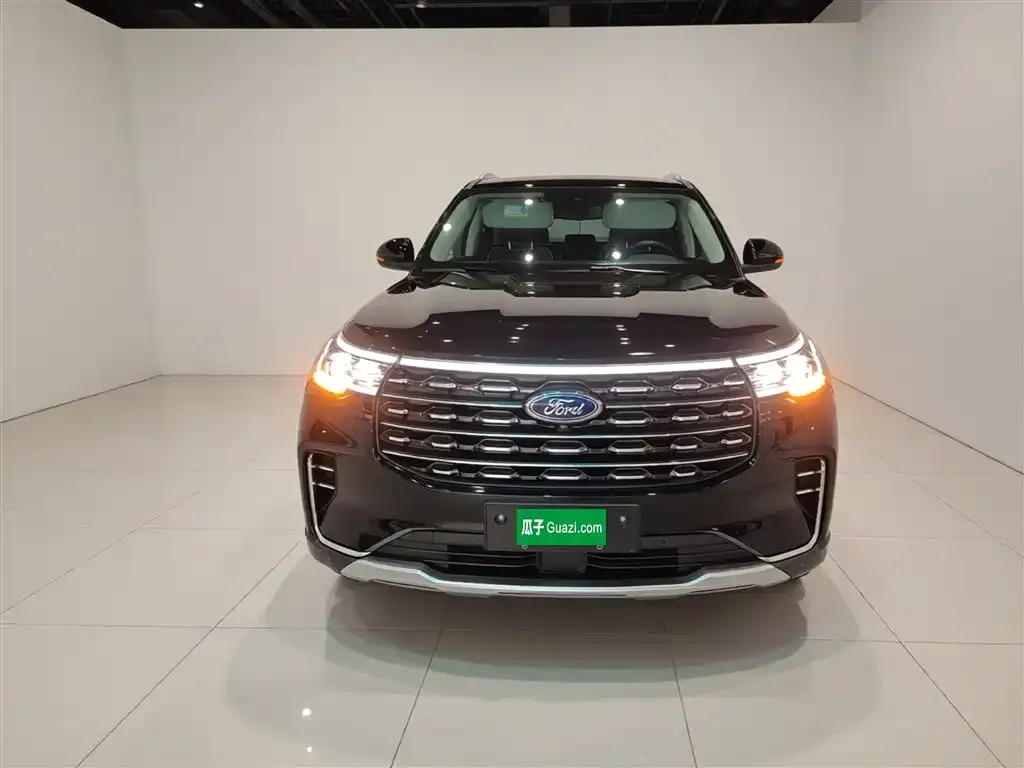 Ford Explorer 2023 из CN, фото 5
