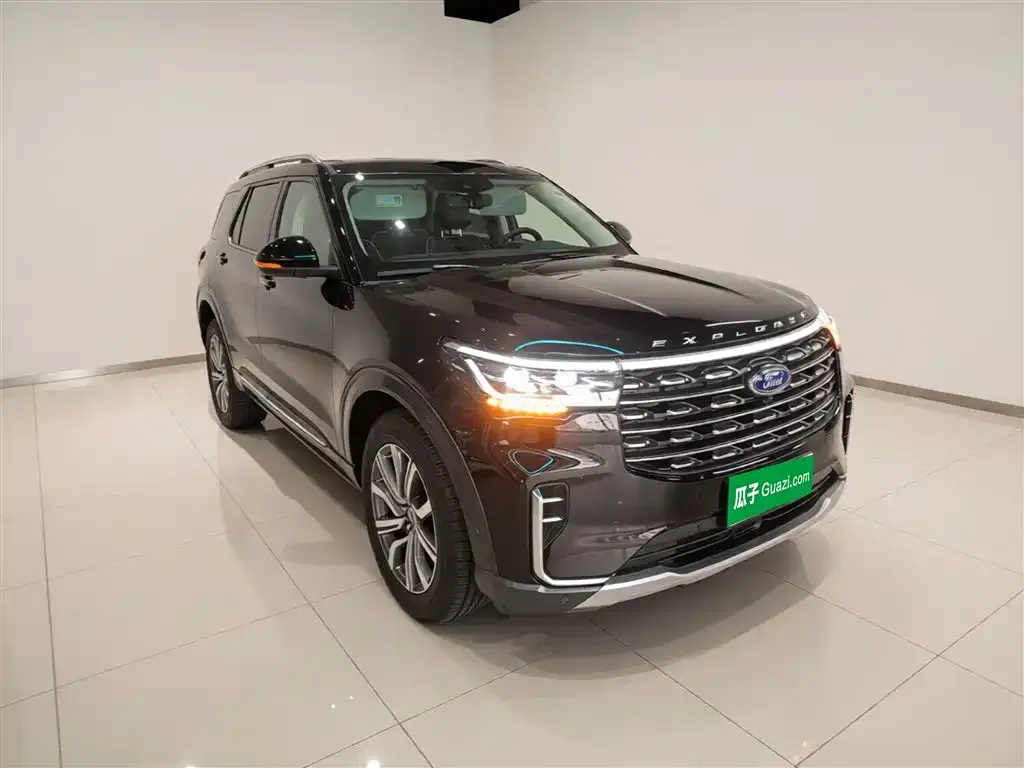 Ford Explorer 2023 из CN, фото 7