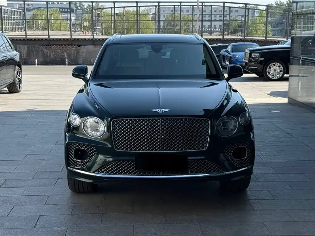 Bentley Bentayga — фото 5