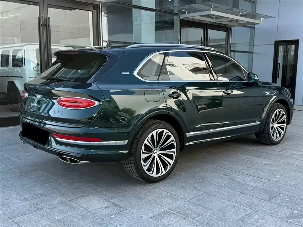 Bentley Bentayga — фото 6