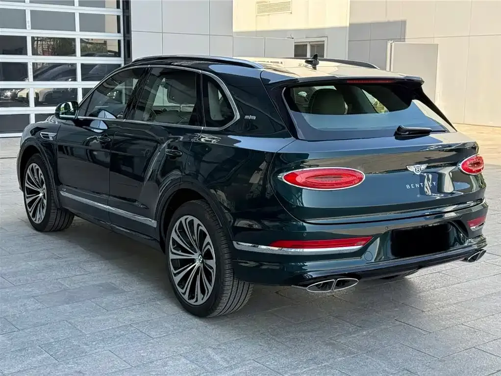 Bentley Bentayga — фото 9
