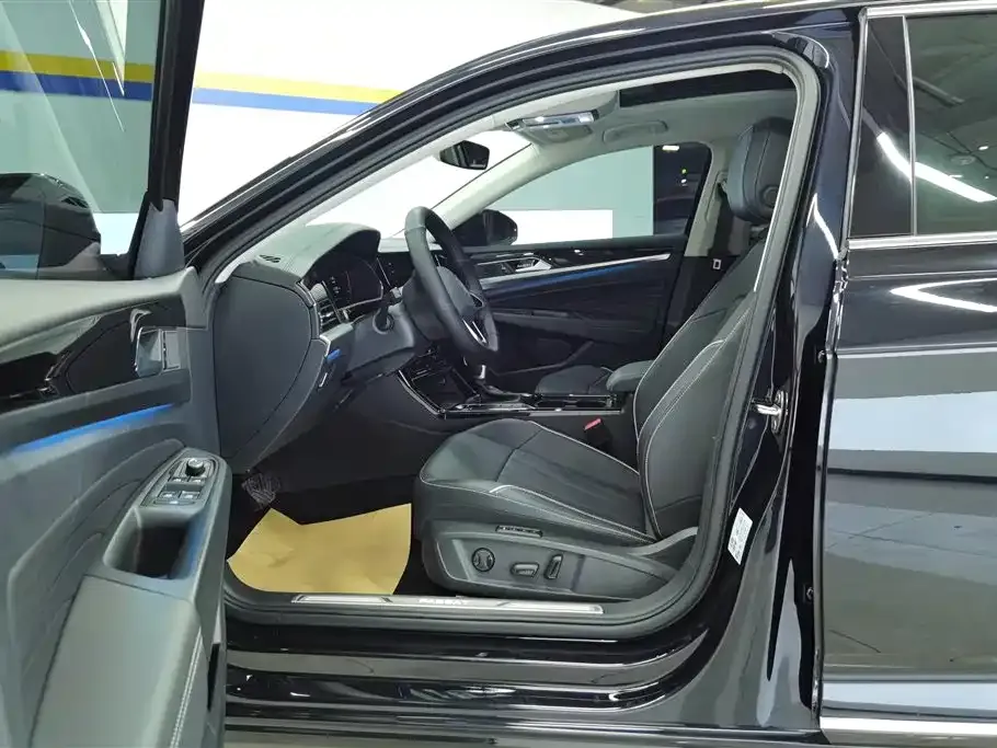 Volkswagen Passat — фото 9