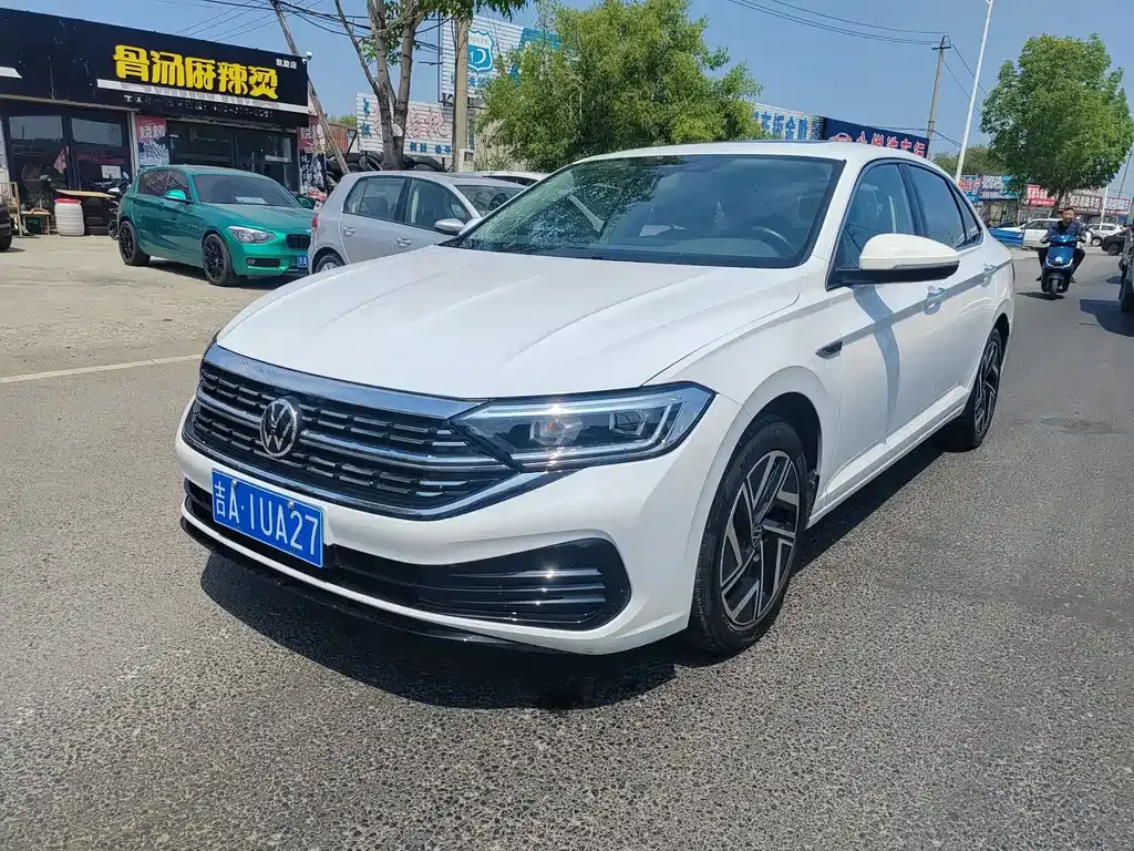 Volkswagen Sagitar