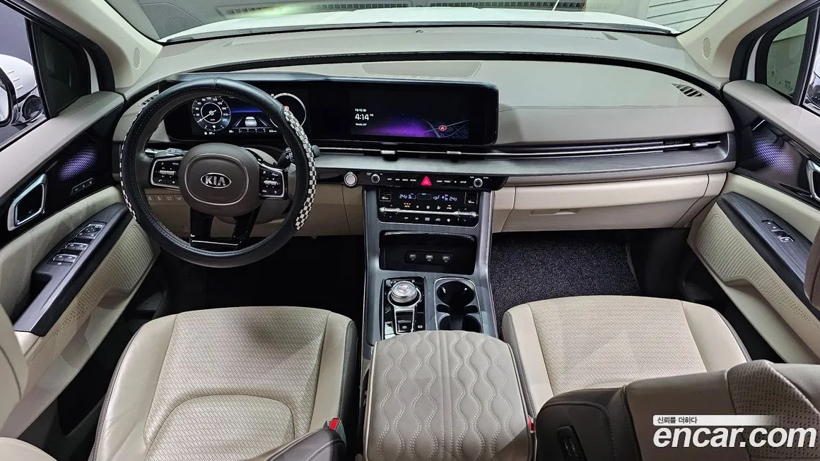 Kia Carnival — фото 4
