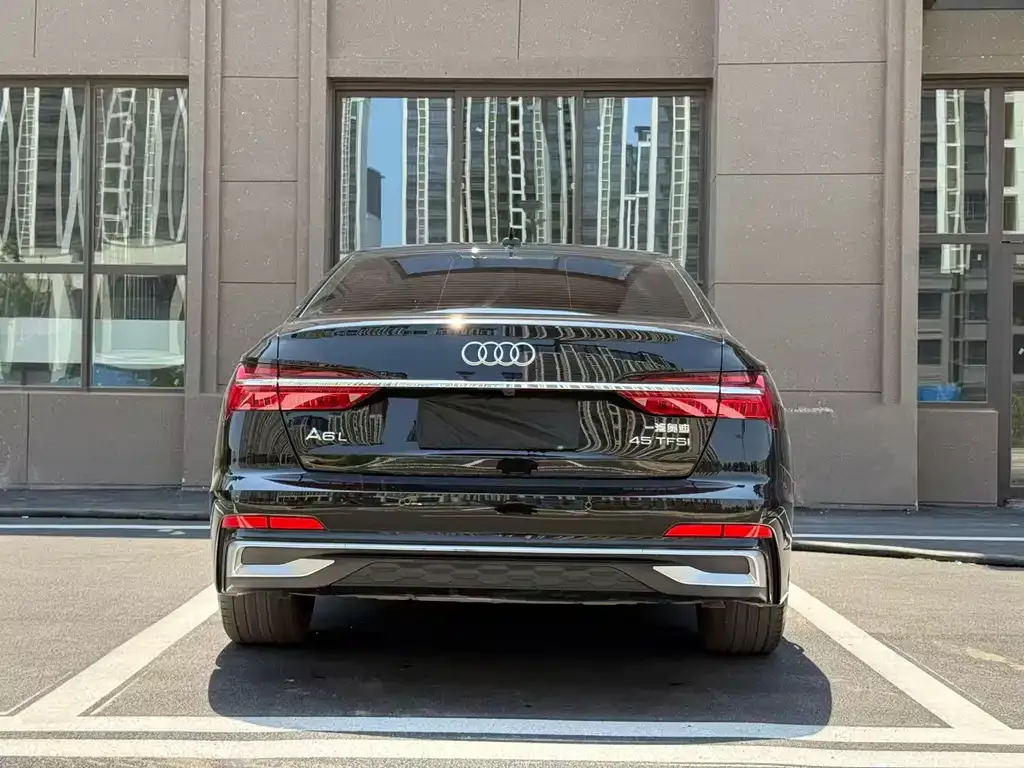Audi A6L 2024 из CN, фото 5