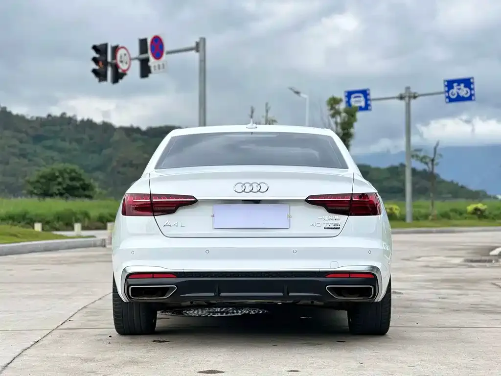 Audi A4L — фото 3