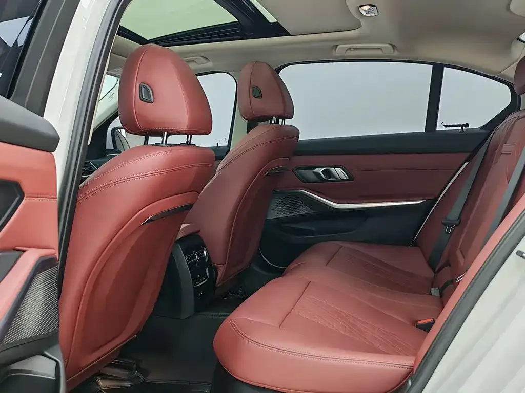 BMW 3 Series — фото 10