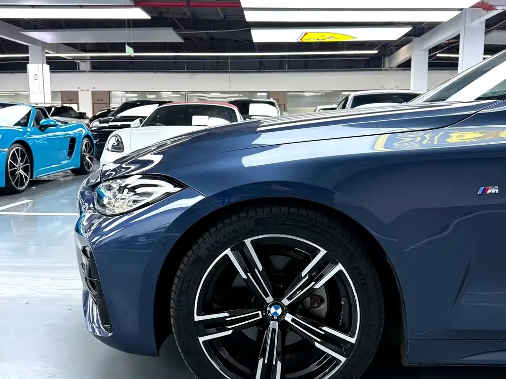 BMW 4 Series 2023 из CN, фото 10
