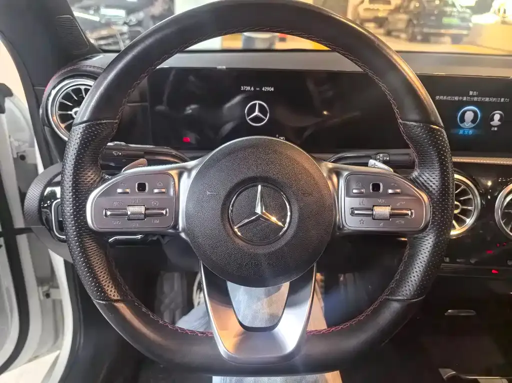 Mercedes-Benz CLA (Import) — фото 6