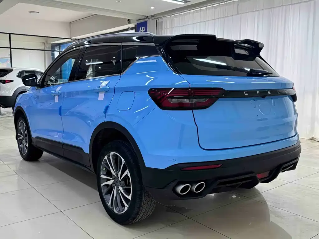Geely Binyue — фото 10