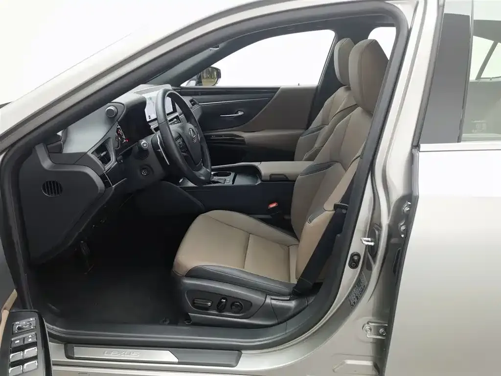 Lexus ES 2023 из CN, фото 7