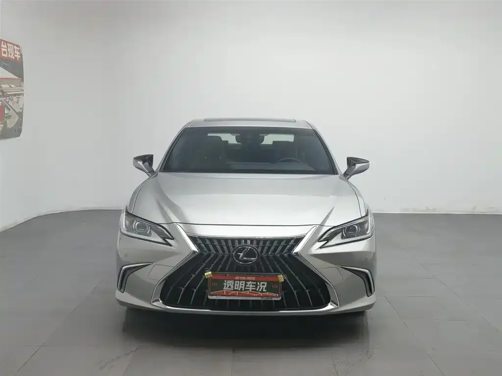 Lexus ES 2023 из CN, фото 4