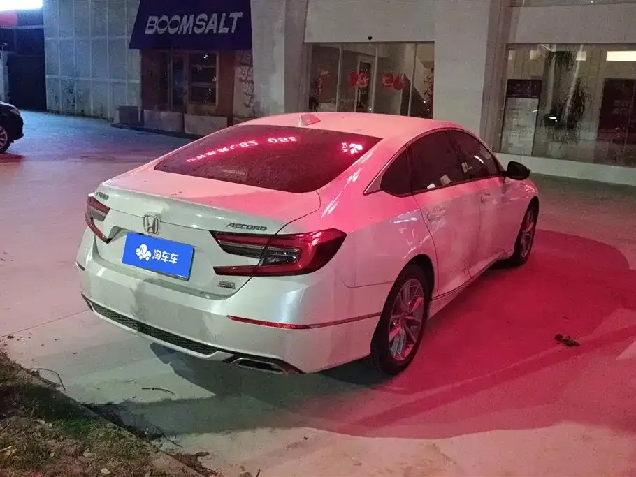 Honda Accord — фото 5