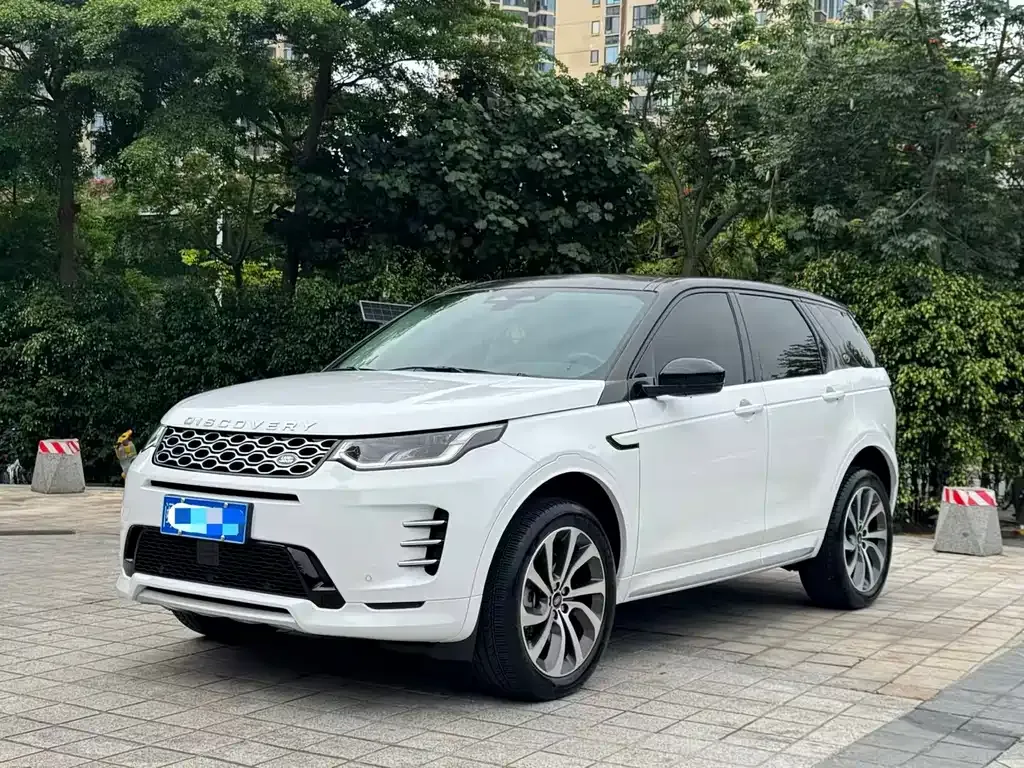 Land Rover Discovery Sport — фото 1