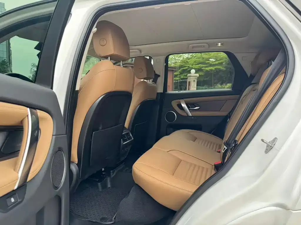 Land Rover Discovery Sport — фото 2