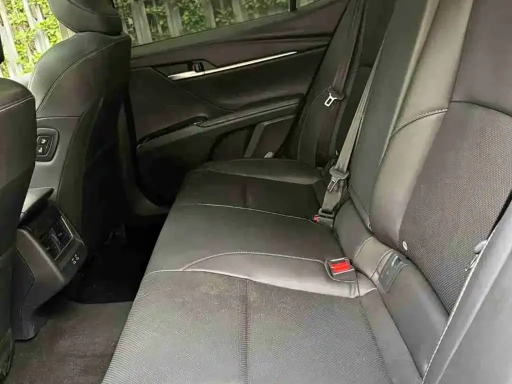 Toyota Camry 2024 из CN, фото 2