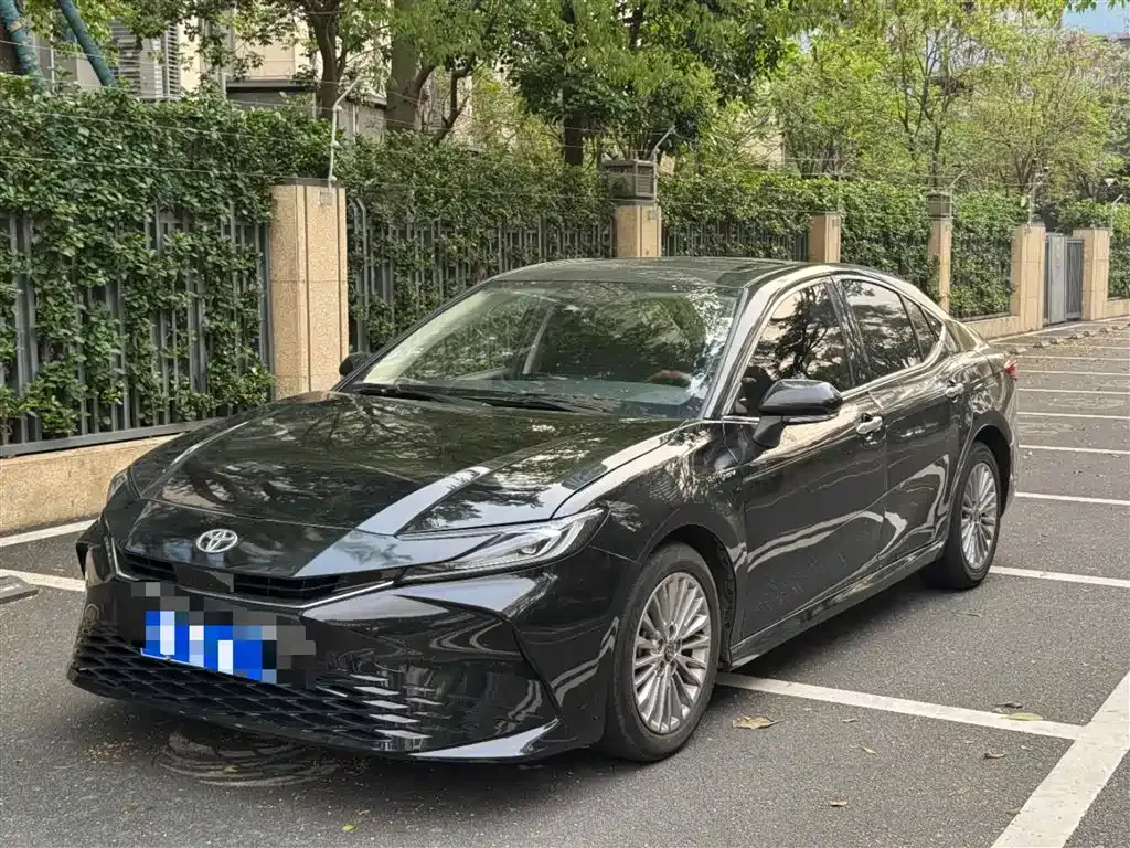 Toyota Camry 2024 из CN, фото 8