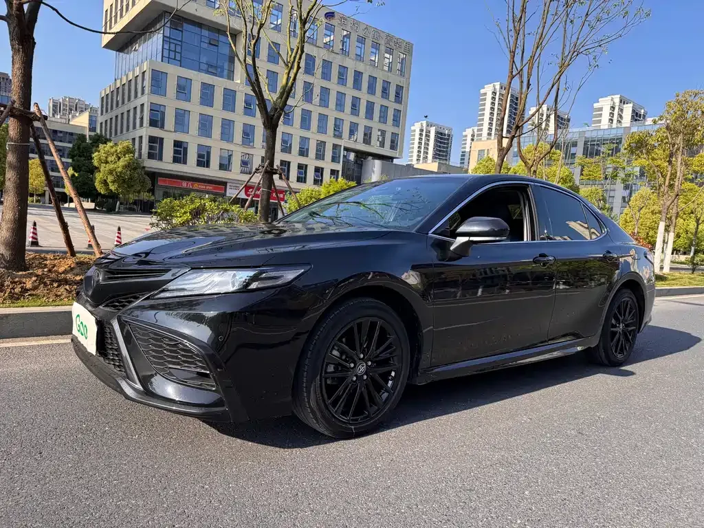 Toyota Camry 2023 из CN, фото 9