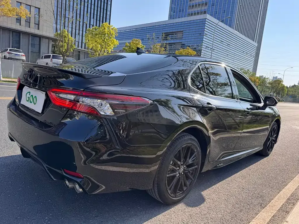 Toyota Camry 2023 из CN, фото 7