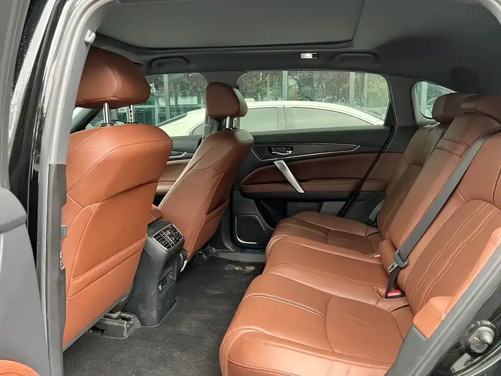 Honda UR-V 2023 из CN, фото 5