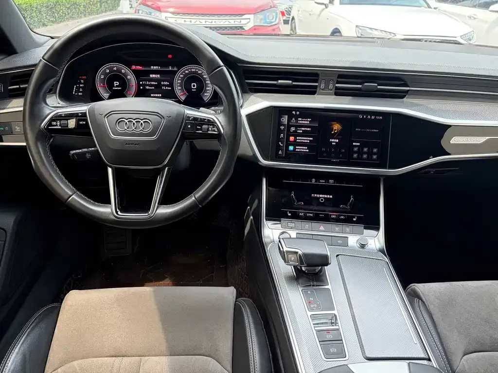 Audi A6L — фото 2