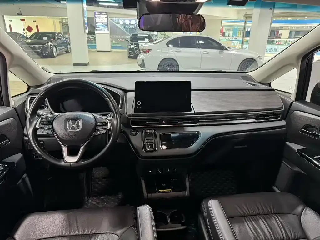 Honda Elysion 2024 из CN, фото 8