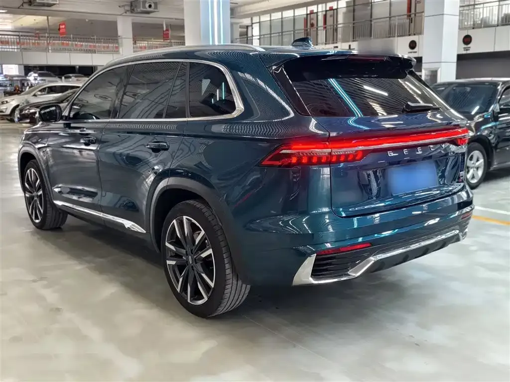 Geely Xingyue L — фото 4