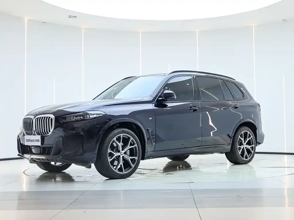BMW X5 — фото 1