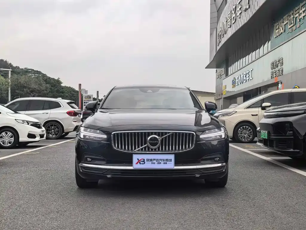 Volvo S90 — фото 3